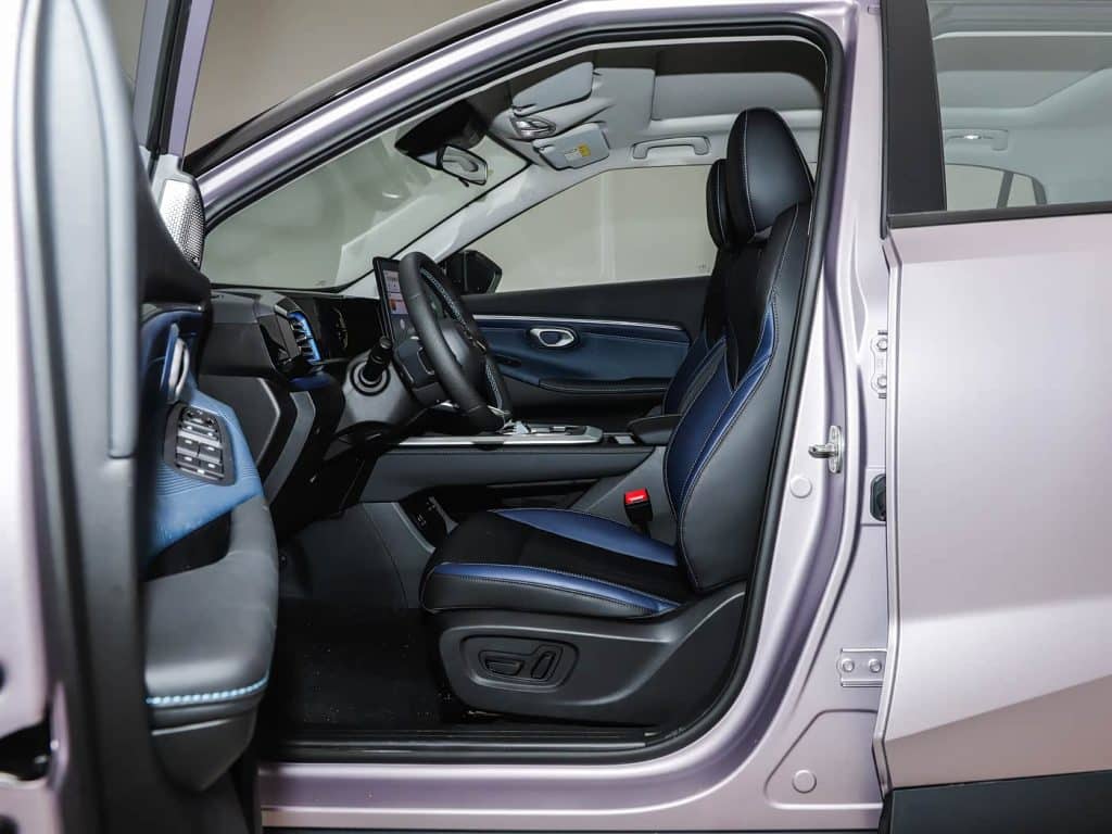 1400x1050_autohomecar__ChxpVmj139-AVqF-ACAJvy1Oxl0381