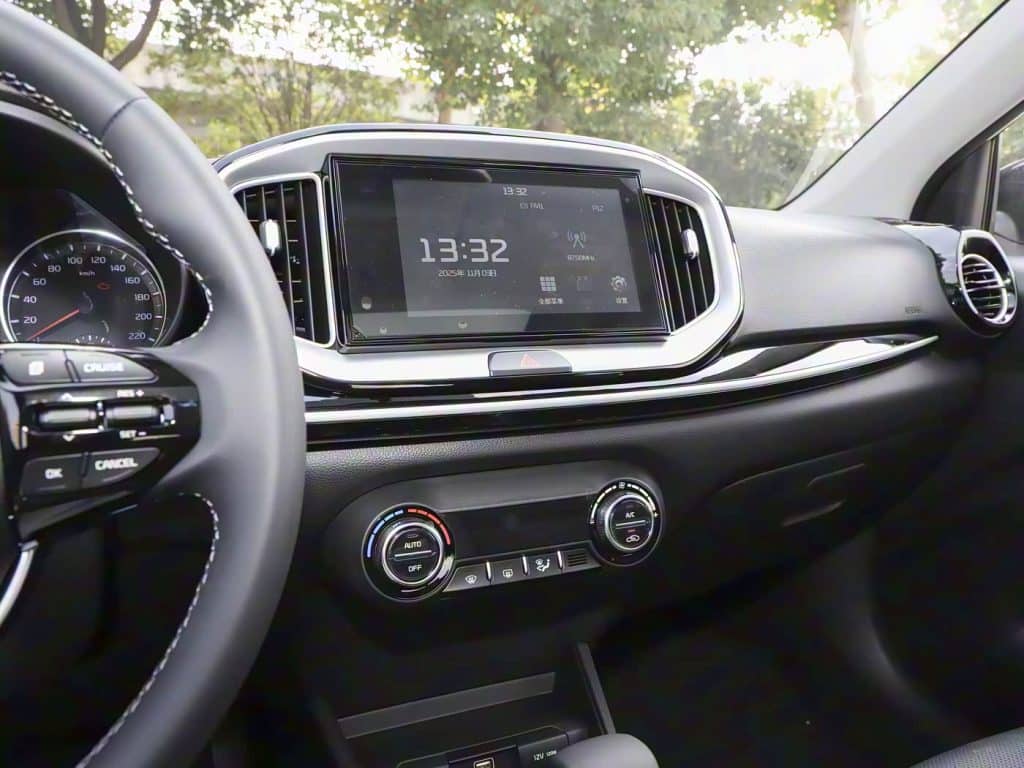 1400x1050_autohomecar__ChxpVmkIjGmADMIcADycf3WX1EY343