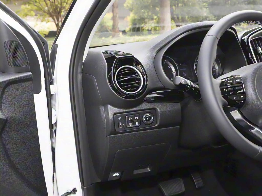 1400x1050_autohomecar__ChxpVmkIjGqAeyDiAC-a7p8xRZE456