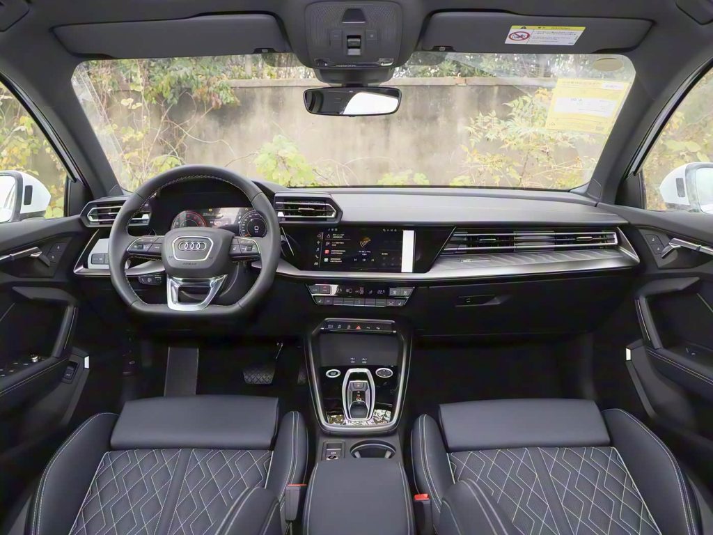1400x1050_autohomecar__ChxpWGk6OMSAZLV0ACmYDiQJcsM920