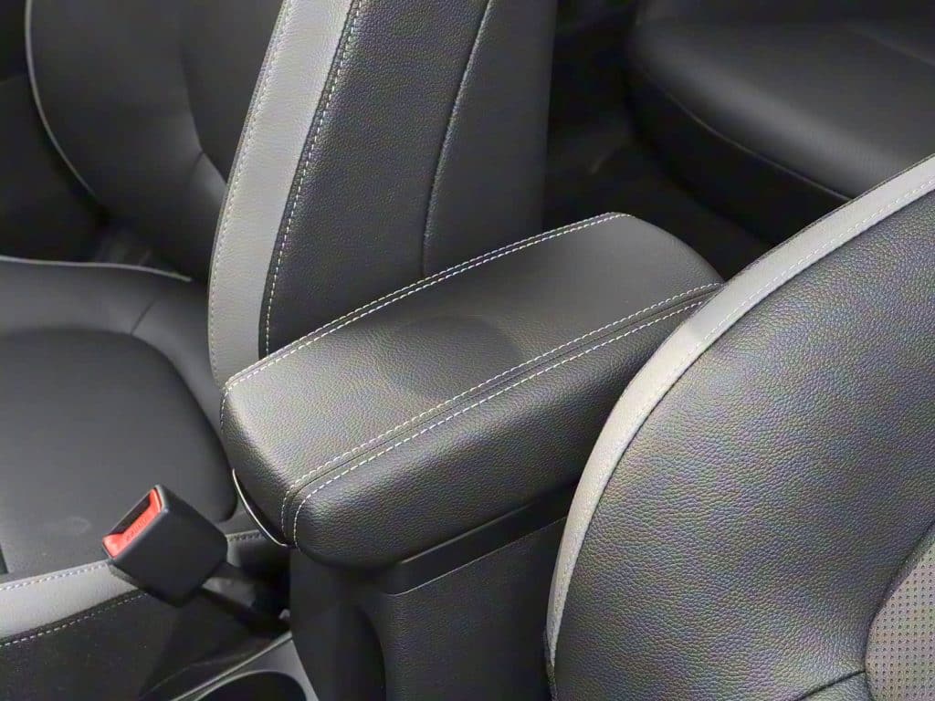 1400x1050_autohomecar__ChxpWGkIjJOAGfq2ADWzhU9bZ7k990