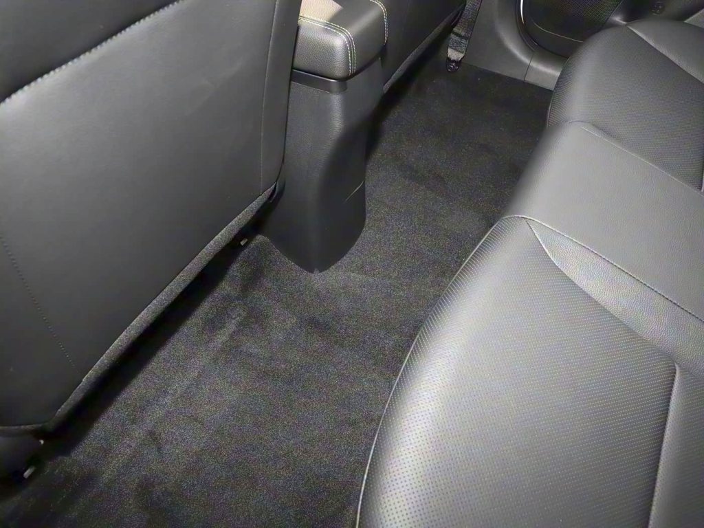 1400x1050_autohomecar__ChxpWGkIjKeAbrfWAEFo-mURaP8635