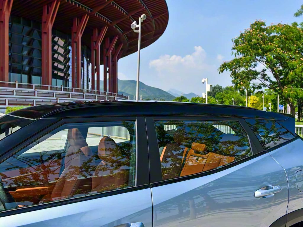 1400x1050_autohomecar__CjIFV2h_wnqAXoMoACx_7gsAHgY301