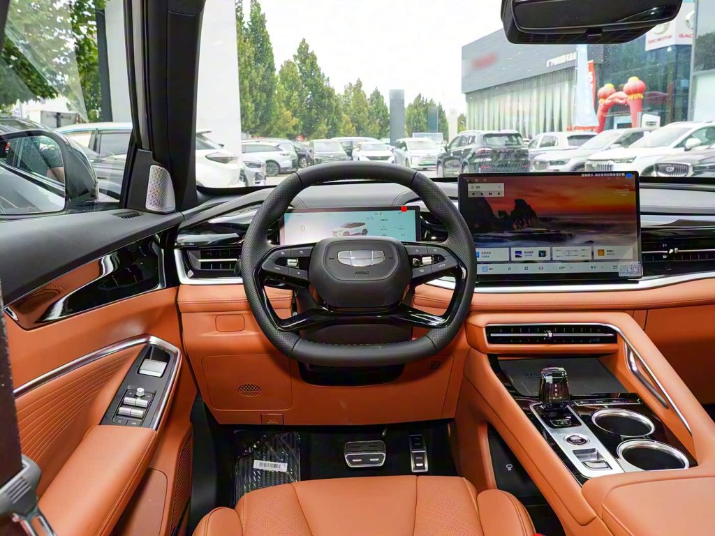 1400x1050_autohomecar__CjIFVmh-B4CAKE_TACR9c-nf8_k732