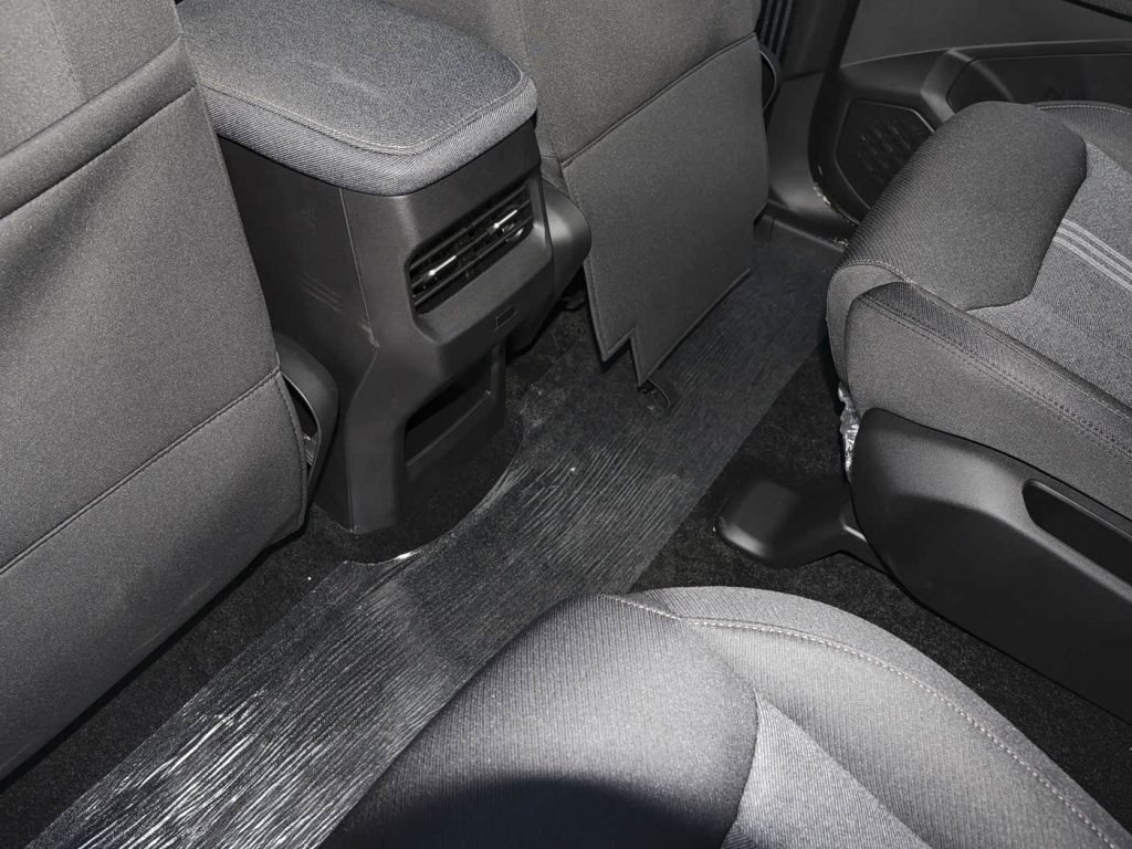 1400x1050_autohomecar__ChsFVWLVanOAY_j3AB8Qe7e0NMk359