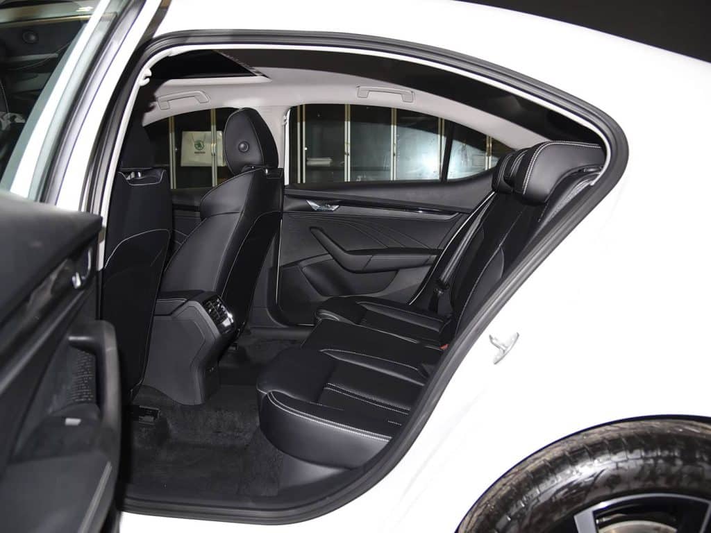 1400x1050_autohomecar__Chtk2GdqeD-AbiiIACs4mPAF5ZE228