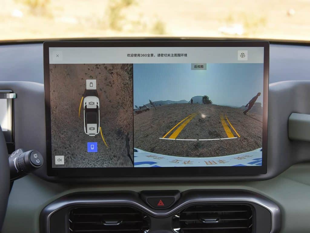 1400x1050_autohomecar__Chtk2WczMIeAXy-SACOnzxUspJg185