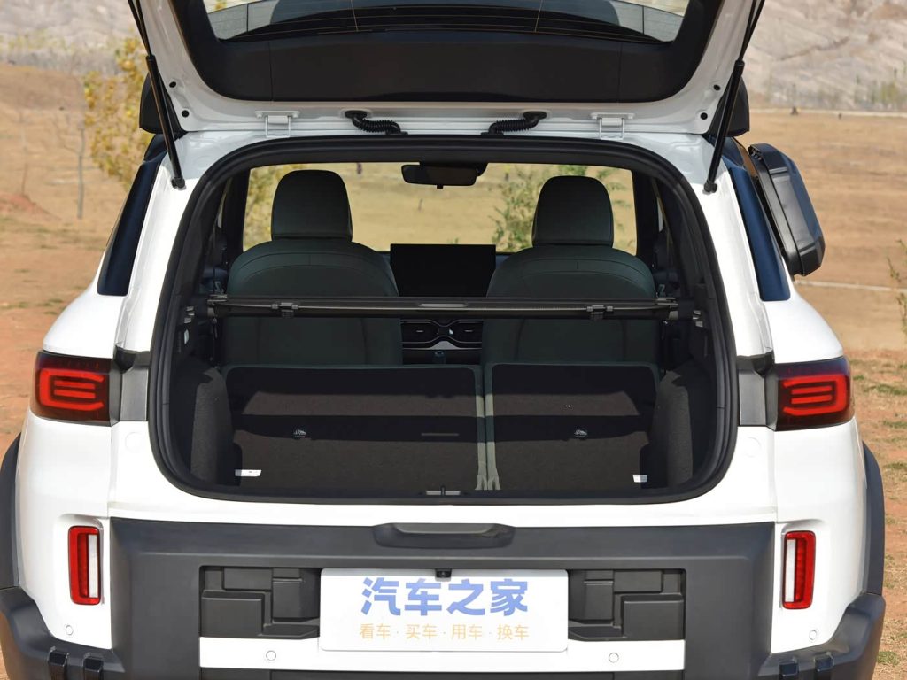 1400x1050_autohomecar__Chtk2WczMUiAUHmMABBZ0hZzMxw561