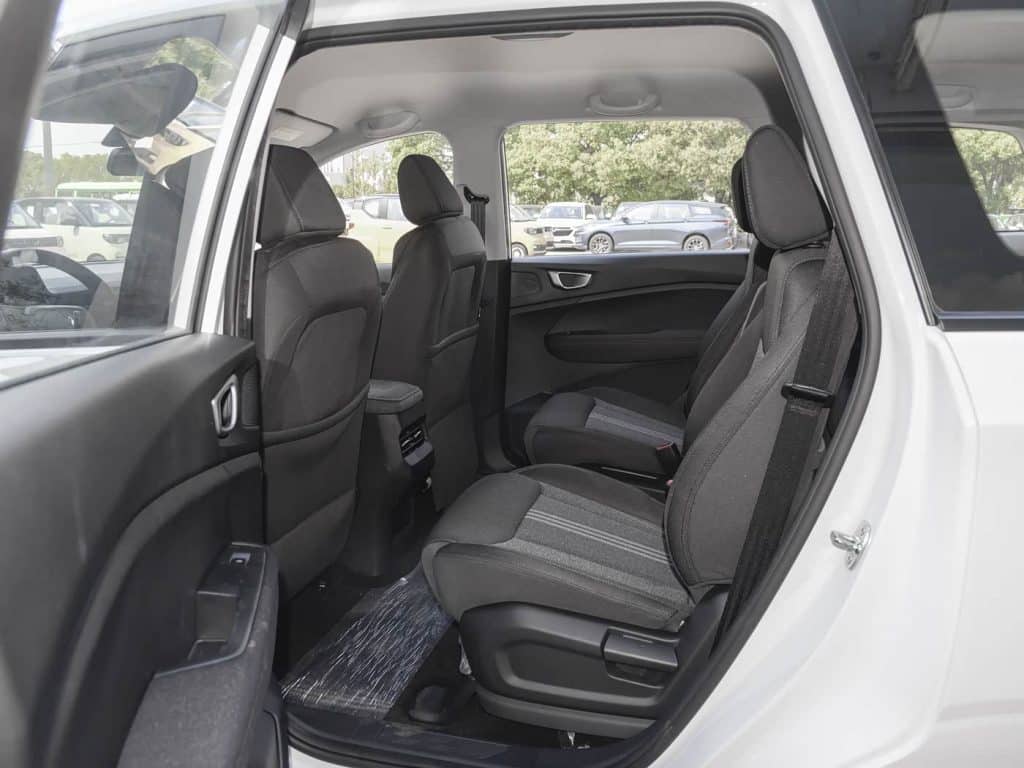 1400x1050_autohomecar__ChtliGLVanaAClXUAA3Uq64n63Y639