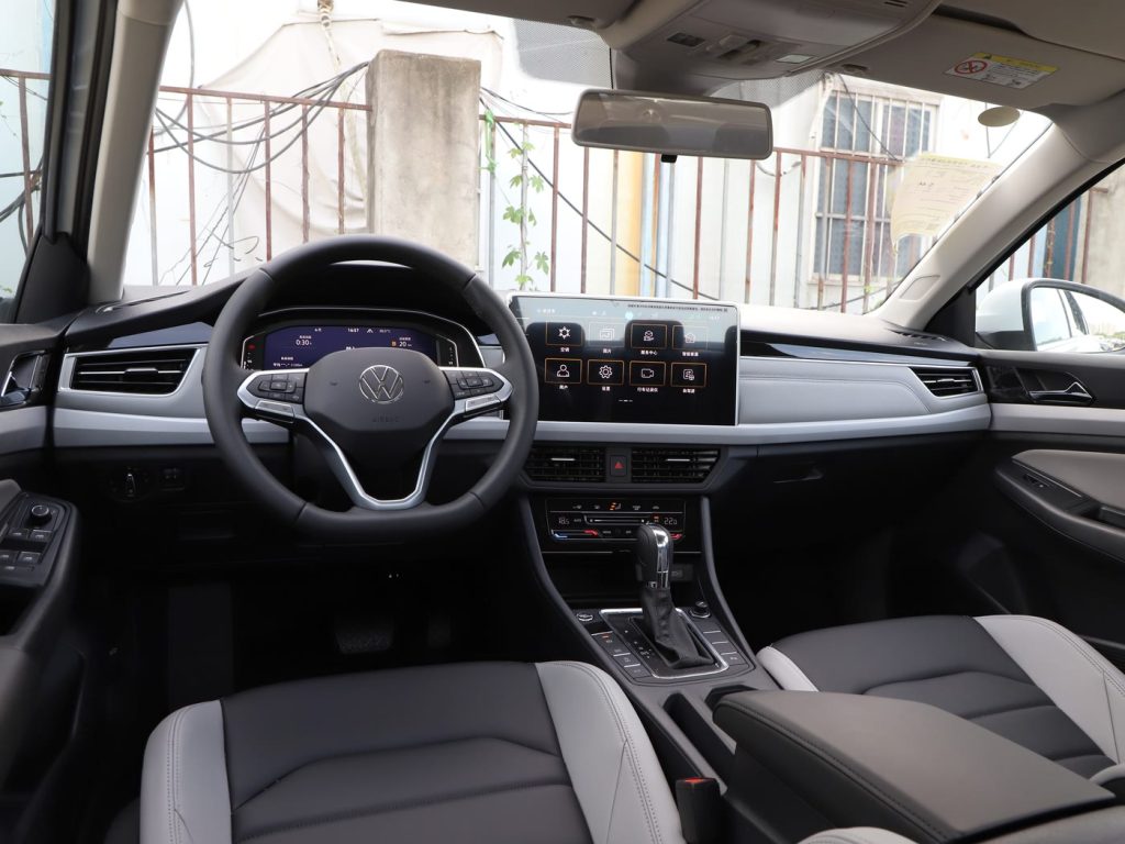1400x1050_autohomecar__Chtlx2hRhdSAFTsrADvXxAnLYbk267