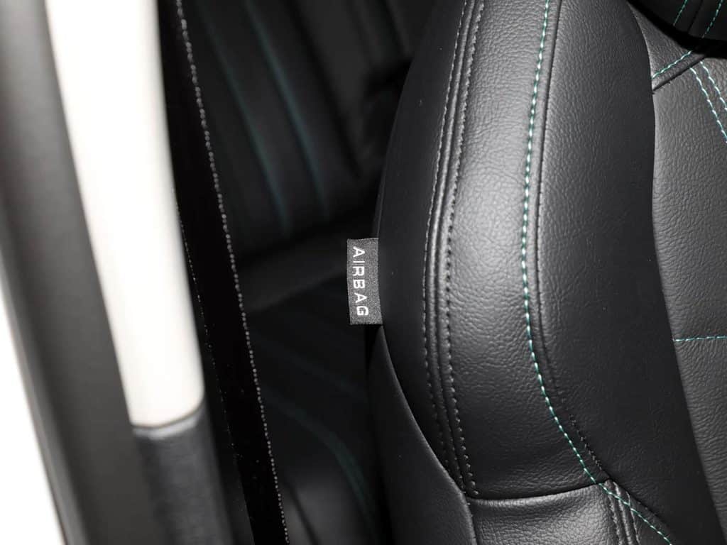 DominantColor=#29292A