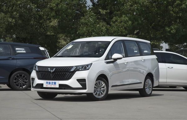 1400x1050_autohomecar__ChwFk2LVamaATn7_ABFpiCp60tk556