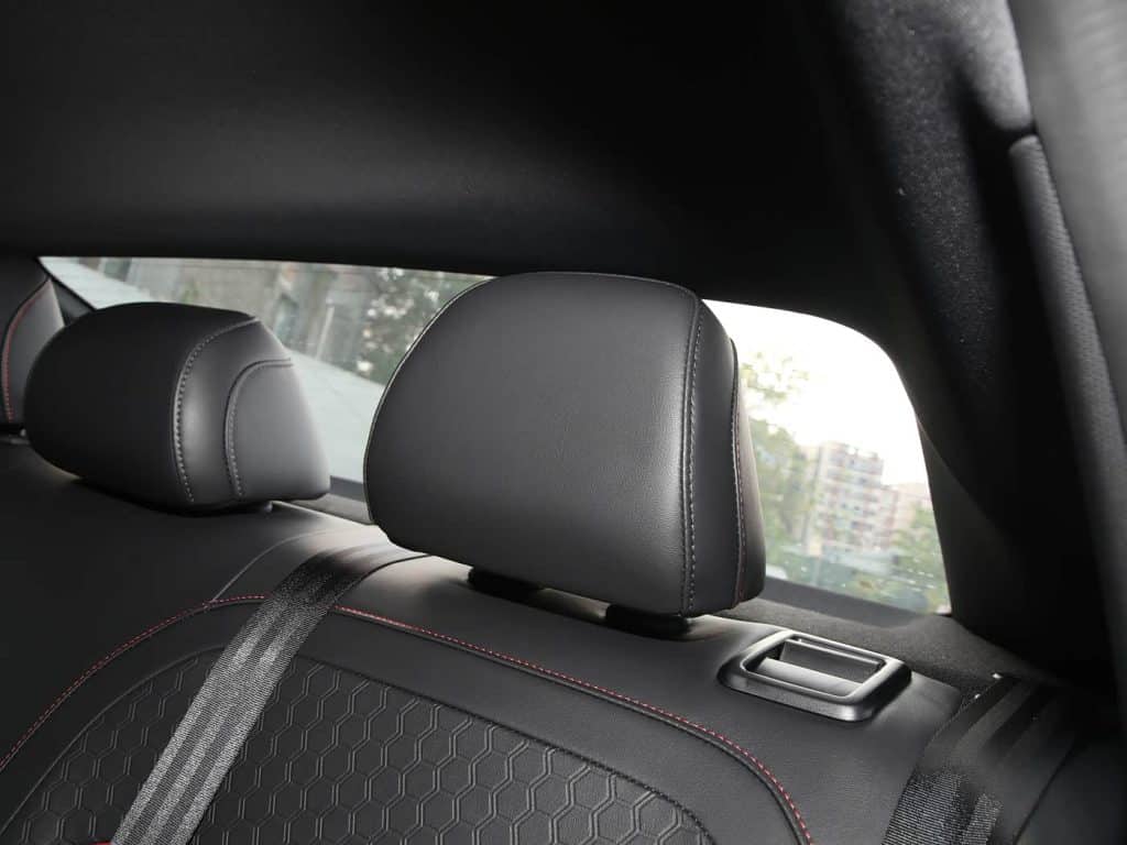 1400x1050_autohomecar__ChxkPWbk-kGAcPDzAEnCYuVea7k096