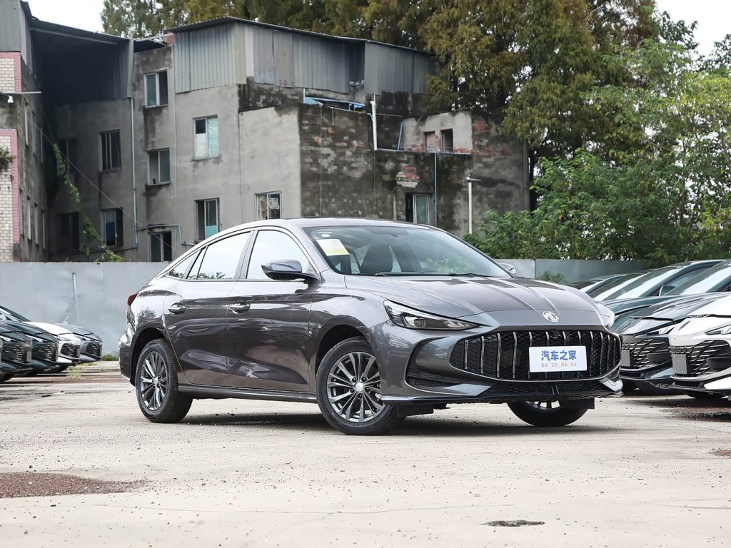 1400x1050_autohomecar__ChxkPmbnA9GATOOEAEoPFfuRZX0805