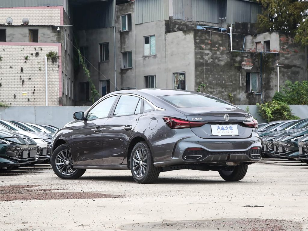 1400x1050_autohomecar__ChxkPmbnA9GAX8-gAEdH2vkGOjA196