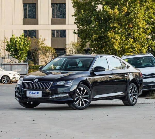 Skoda Superb PRO 2025