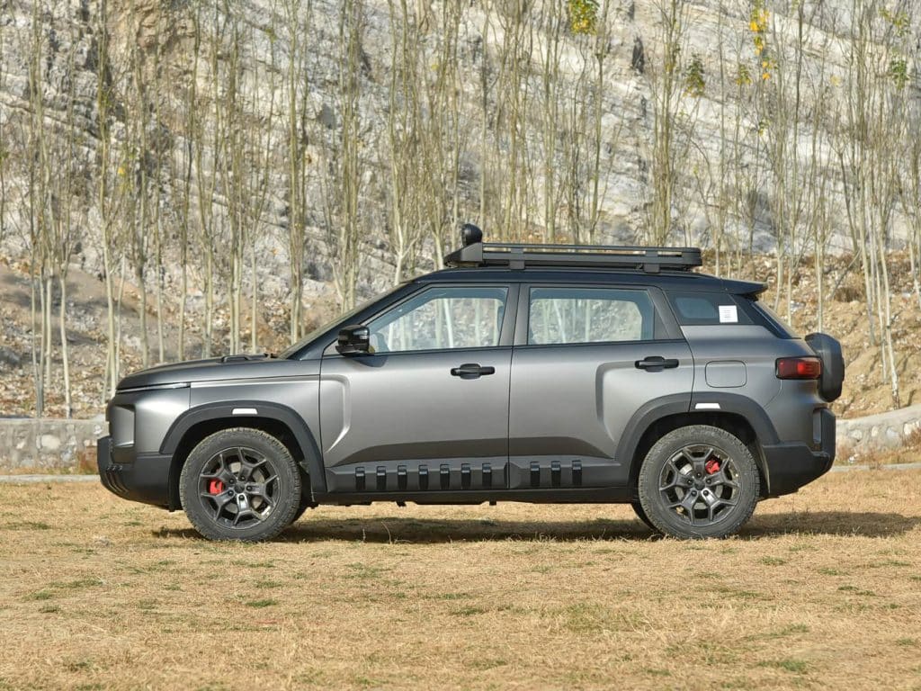 1400x1050_autohomecar__ChxkPmczLMSADpcXAEGFRCgDC7c535