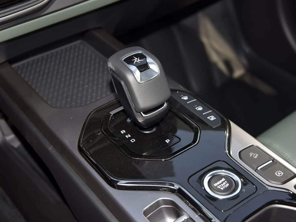 1400x1050_autohomecar__ChxkPmczMIGAUuMdABB_81bG5zM657