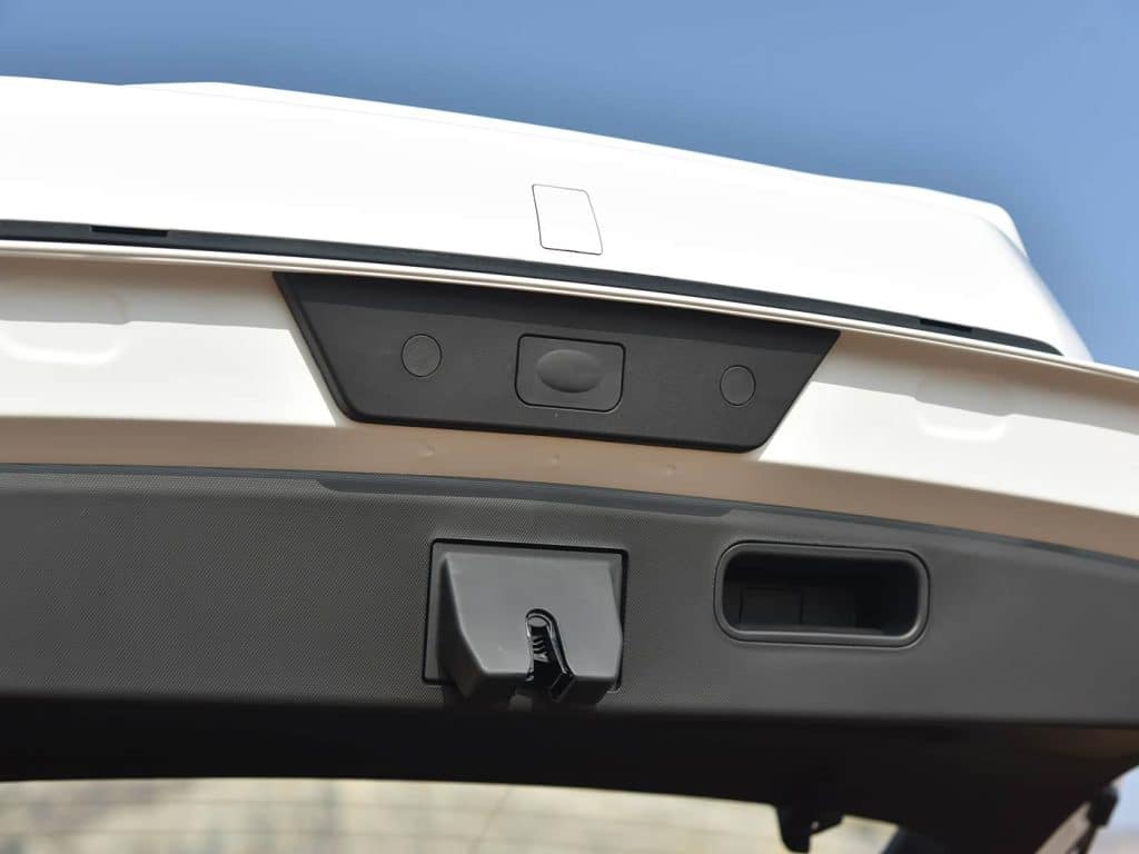 1400x1050_autohomecar__ChxkPmczMUeAP7jBABA-qWIxgLE157