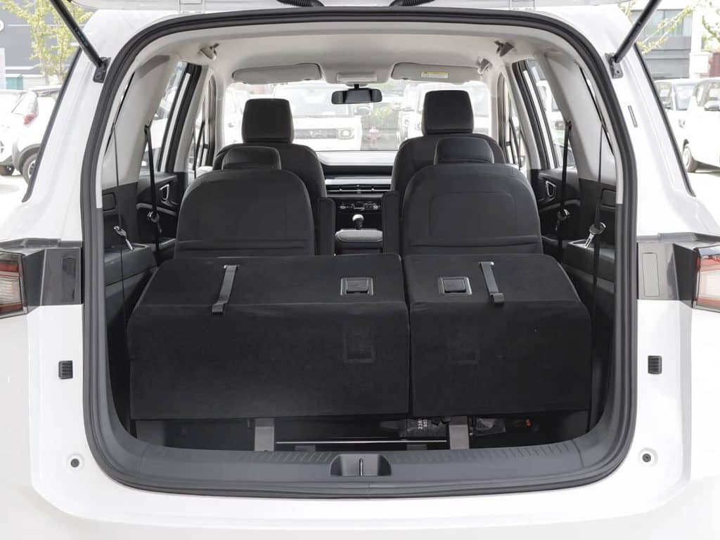 1400x1050_autohomecar__Chxkm2LVamaASrYdAAytYFl_7Kg410