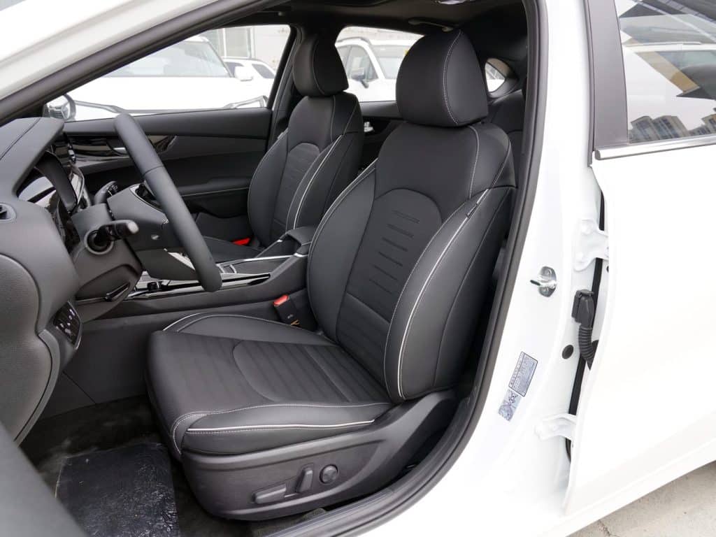 1400x1050_autohomecar__ChxoHWX4ZRqAVBeAACfHUZOlEAg134