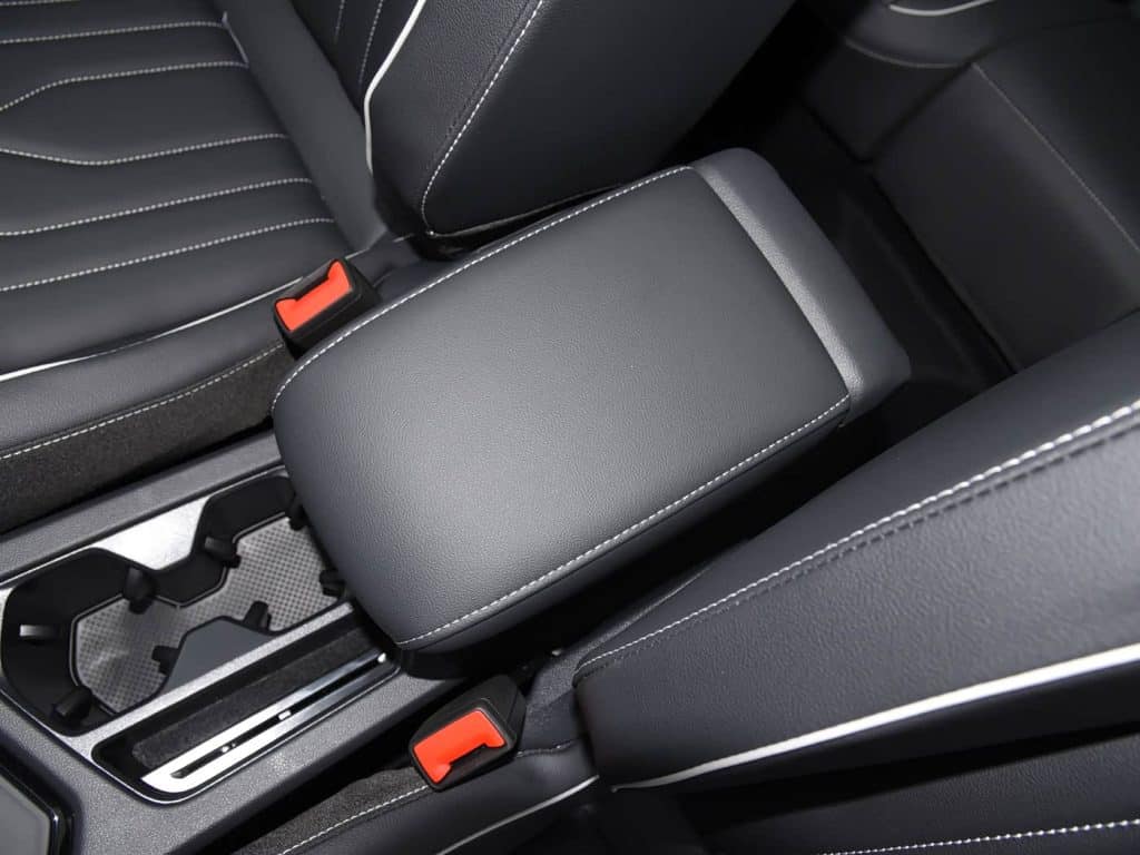 1400x1050_autohomecar__ChxoHWYOuG6AJXsVAB-Urm6lSAs796
