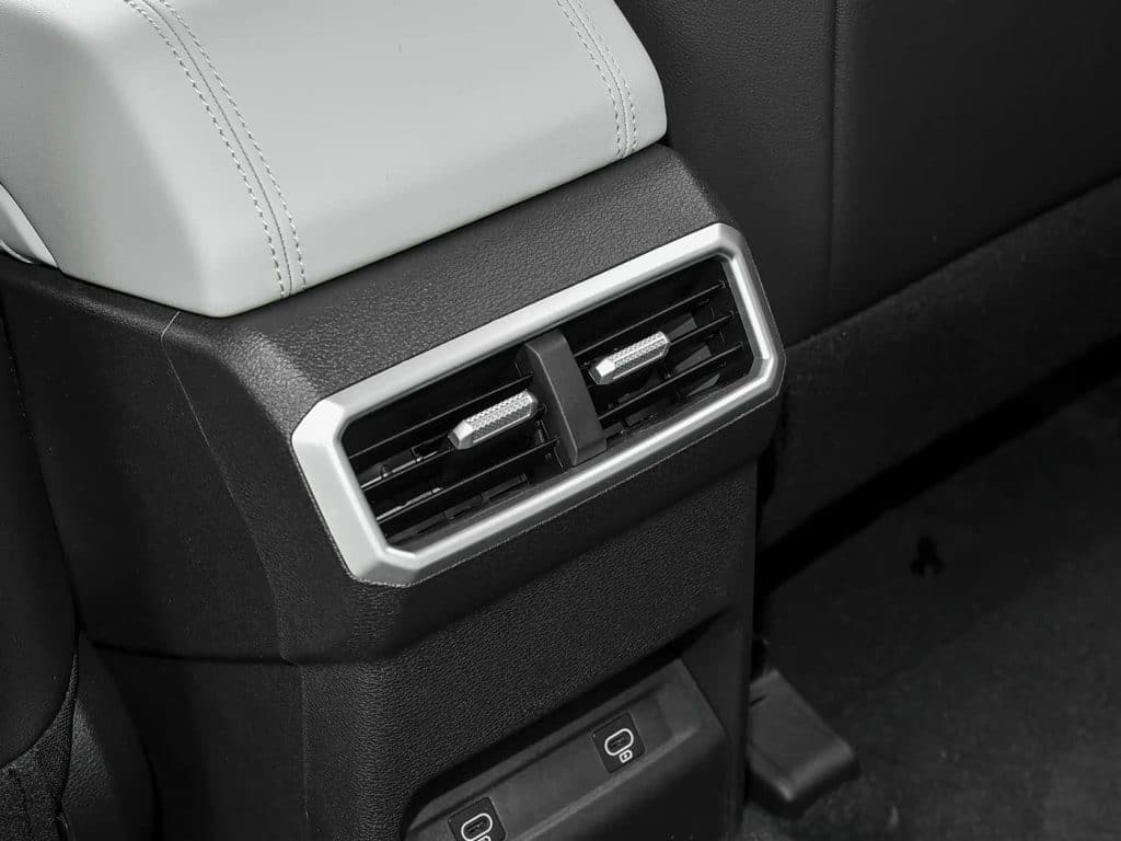 1400x1050_autohomecar__ChxoHWfyoyiAPK49ACnvI2wnFXg043