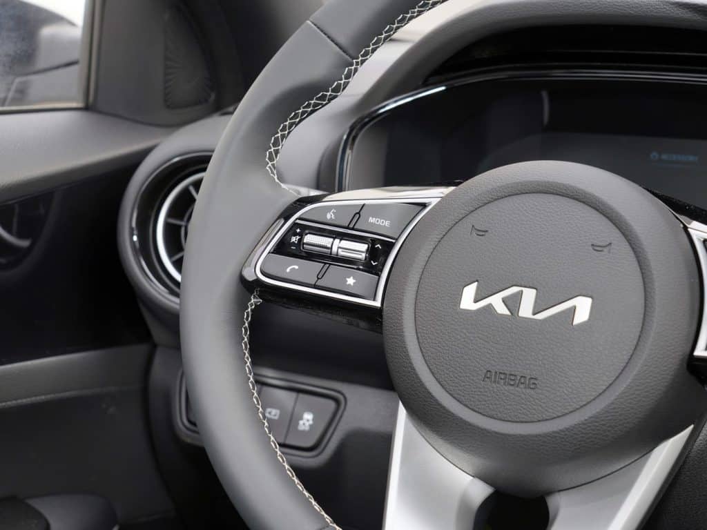 1400x1050_autohomecar__ChxoHmX4ZLyAdTNEACZeDtyObRU837