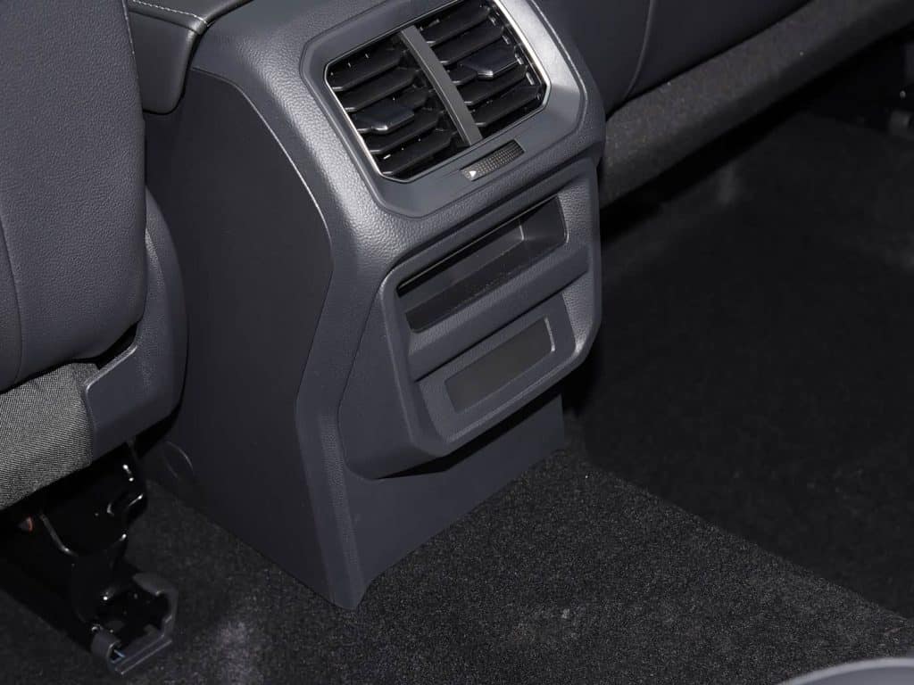 1400x1050_autohomecar__ChxoHmYOuHmAJ2XRACOQK30IGIc821