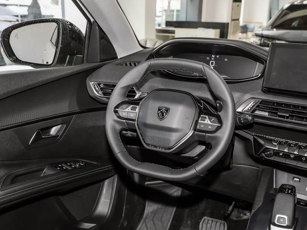 DominantColor=#2A2928