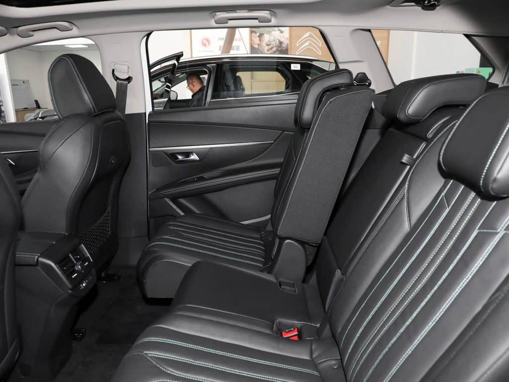 DominantColor=#373839