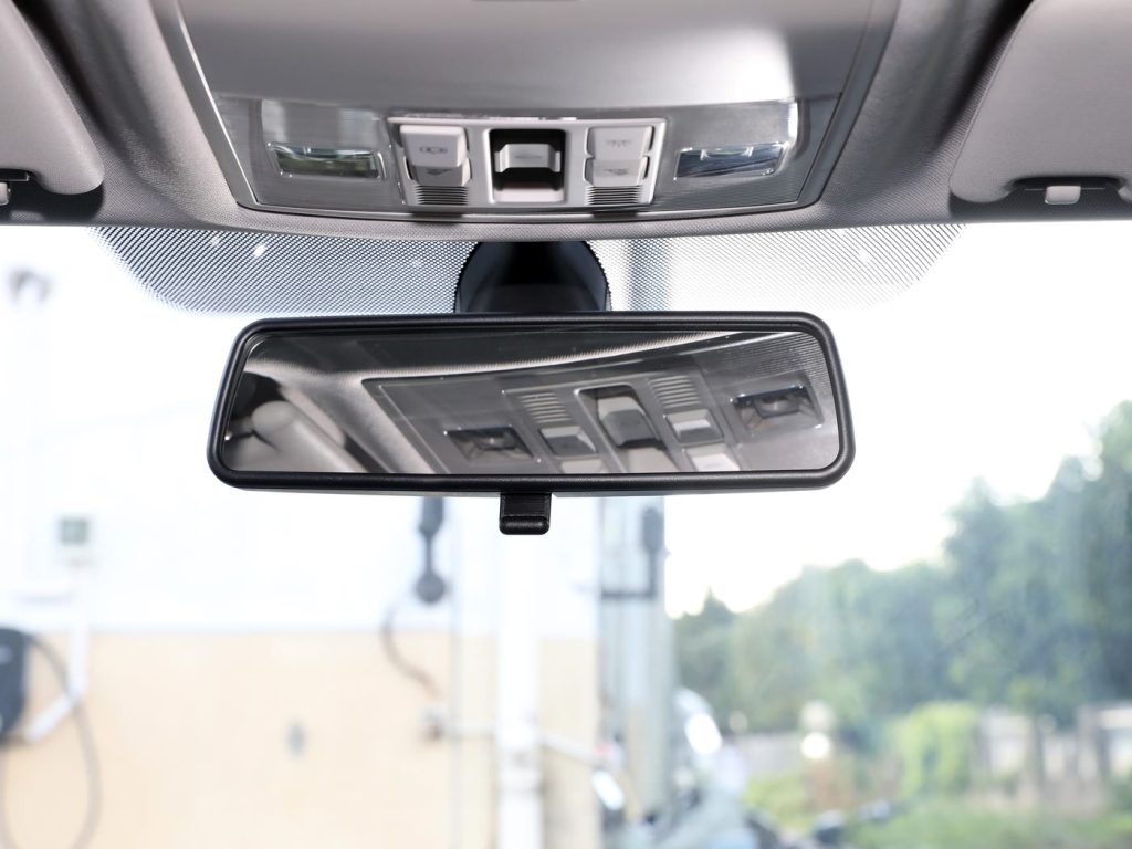 1400x1050_autohomecar__ChxoHmfTBLiAe5xXABjEJ33bebo306