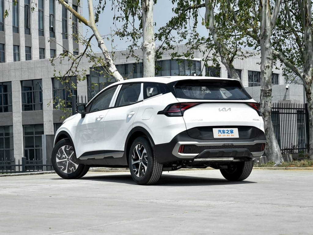 1400x1050_autohomecar__ChxoHmfyofCAPzYzAD0LLtW8ygE018
