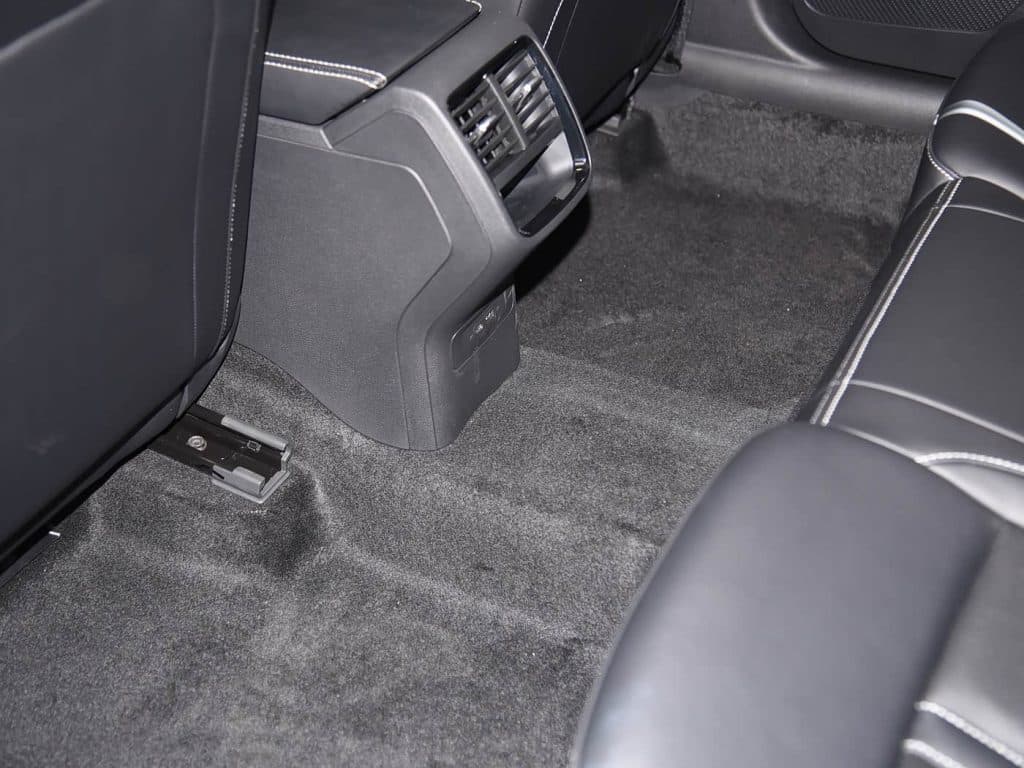 1400x1050_autohomecar__CjIFU2dqeE-AXCS6AC14Nt3bEyM733