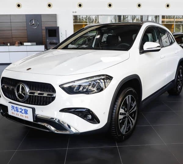 Mercedes GLA 200 2025
