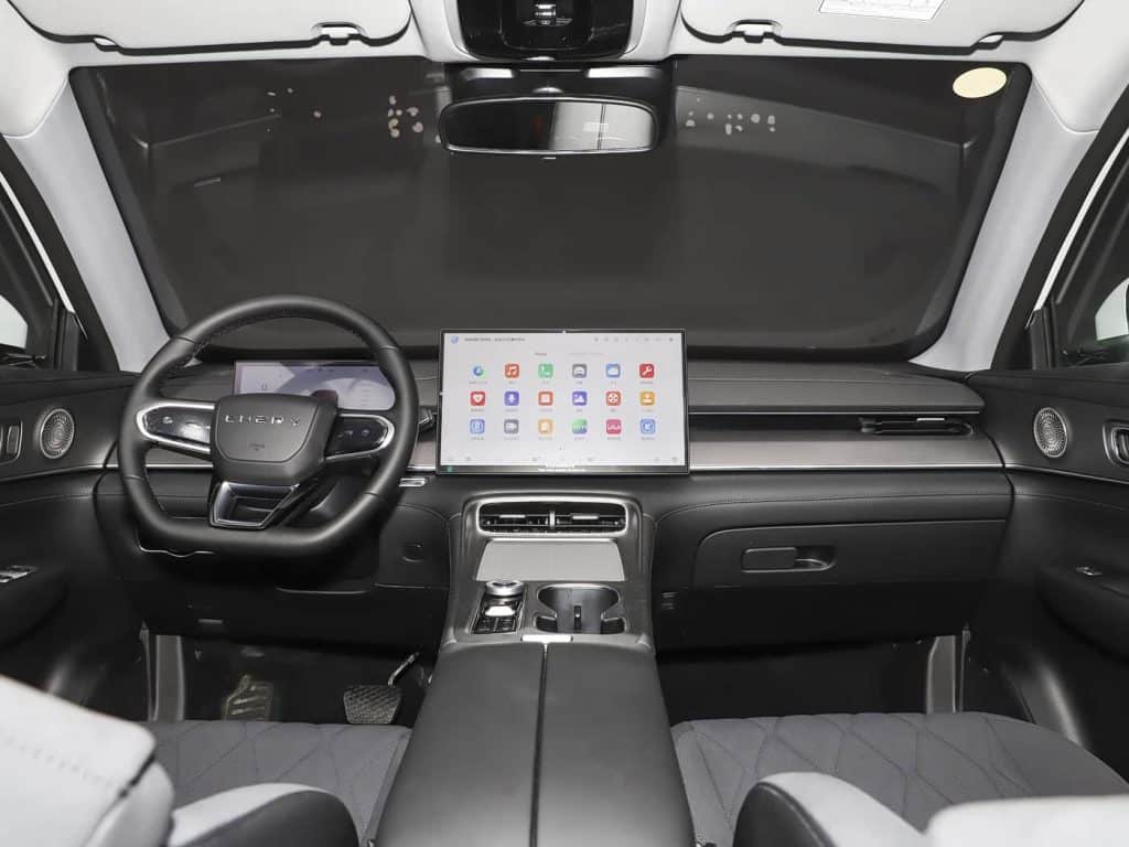1400x1050_autohomecar__ChtlyGhadPGAQkgMABg_i50TiCY570