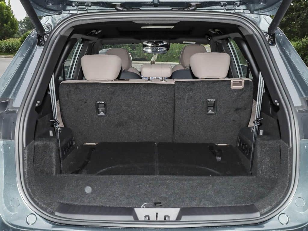 1400x1050_autohomecar__ChxkPmbEMC-AUGgyACYzfjEGLsc609