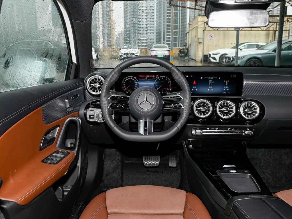 1400x1050_autohomecar__CjIFs2anb3CAJ-MCACDrdhXSGgc014