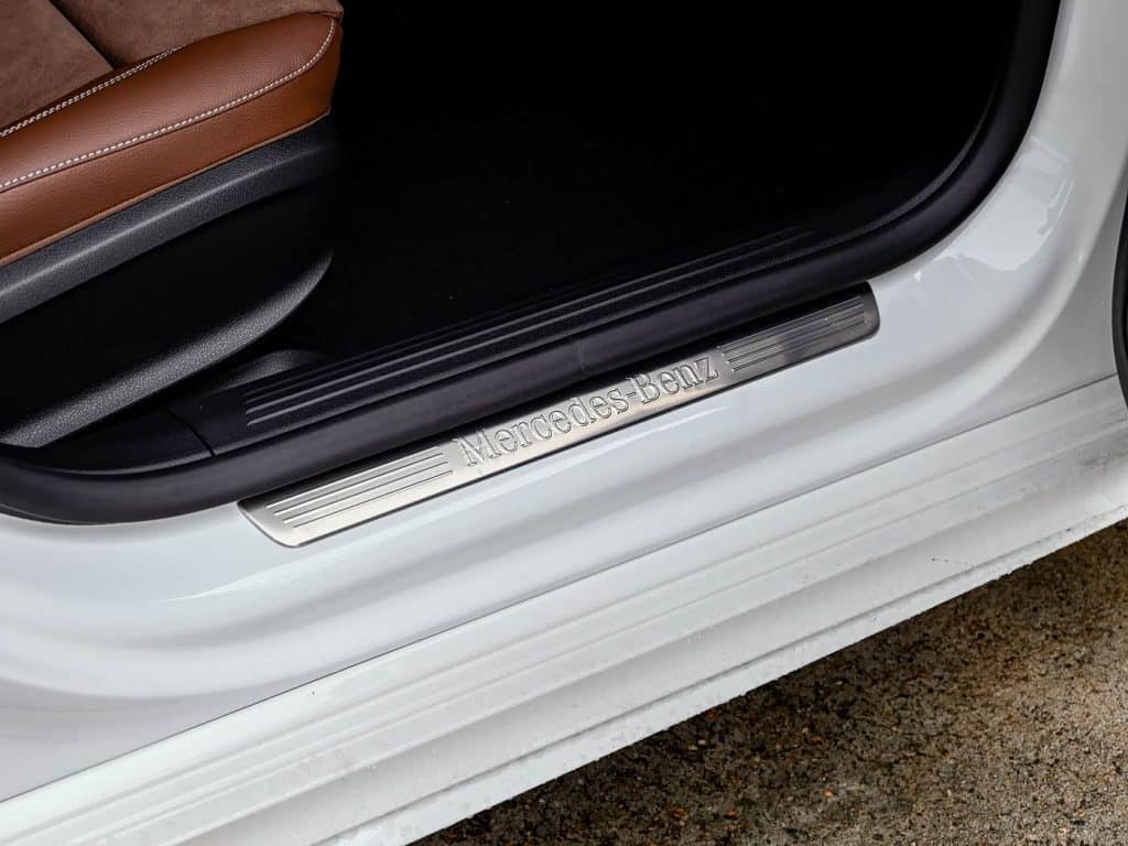 1400x1050_autohomecar__CjIFs2anbxKAYdjzACRzxYS8jUU380