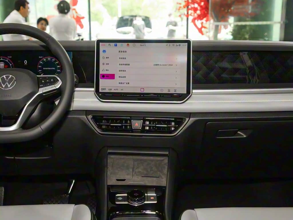 1400x1050_autohomecar__Chtlx2gxbQOARy3mABkWMdnIskw195