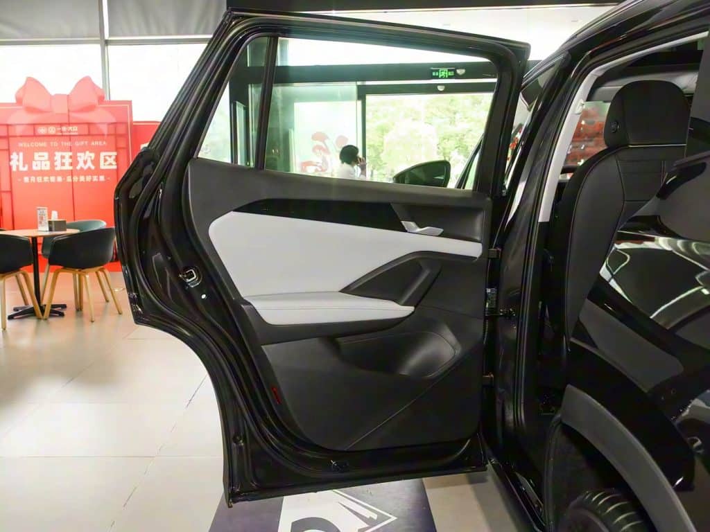 1400x1050_autohomecar__Chtlx2gxbSSAe9URABkzP4FT98g013