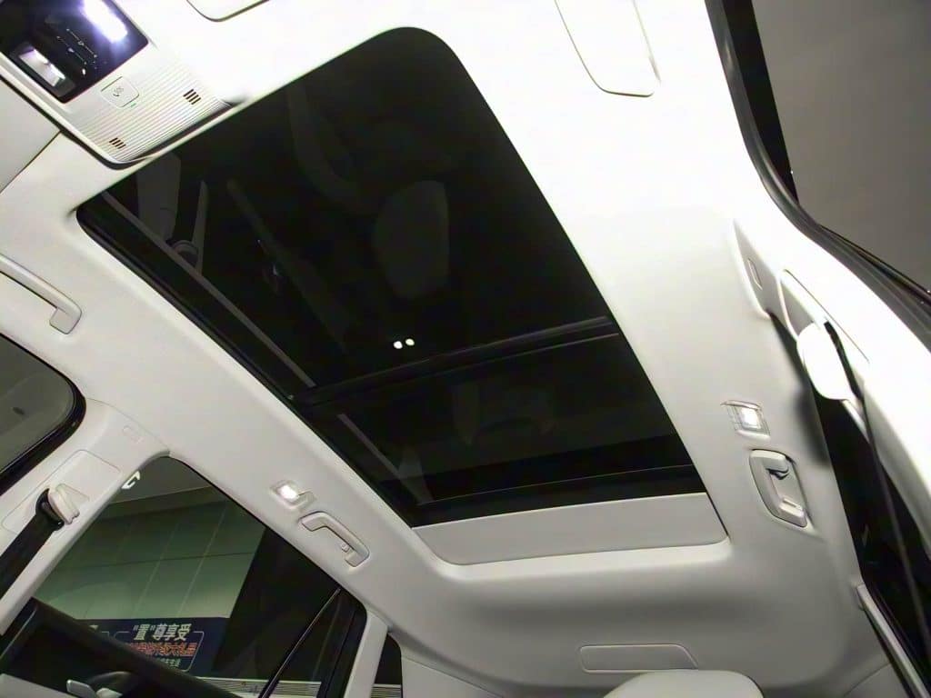 1400x1050_autohomecar__ChxkPWgxbR6AC7_nABT-o9f6zoI966