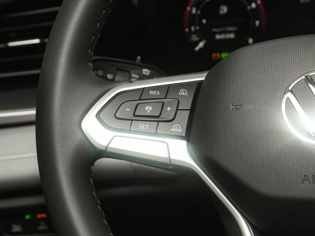 1400x1050_autohomecar__CjIFU2gxbQSAZun1ABfJwWXb7Bo123