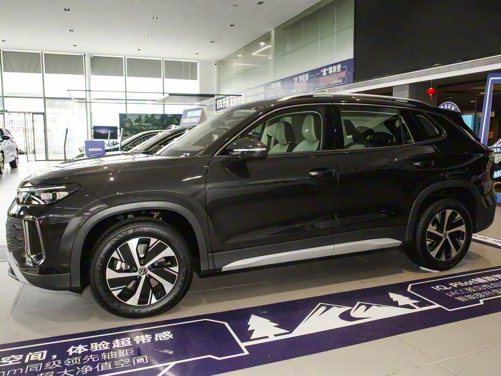1400x1050_autohomecar__CjIFVGgxbPaABfg3AClk0VtkhsQ536