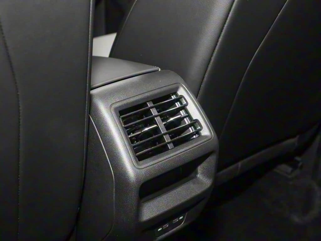 1400x1050_autohomecar__CjIFVGgxbSCADYZvABY-f4hfSZI216