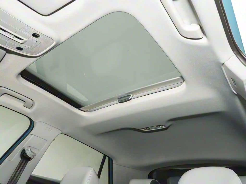 1400x1050_autohomecar__ChtpWGjOTf6AY_iJAEbeg9IxPuc670