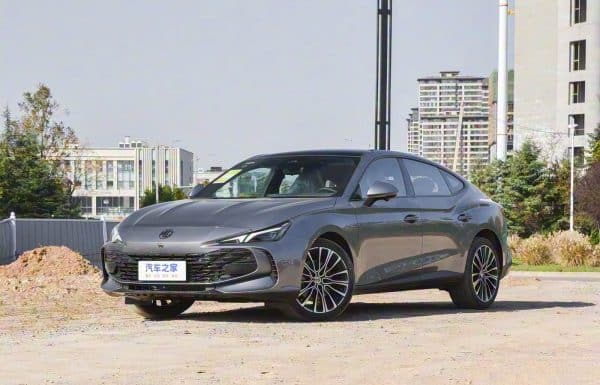 1400x1050_autohomecar__ChxkPWdHSCmAU59iACK-lxi0yzo597