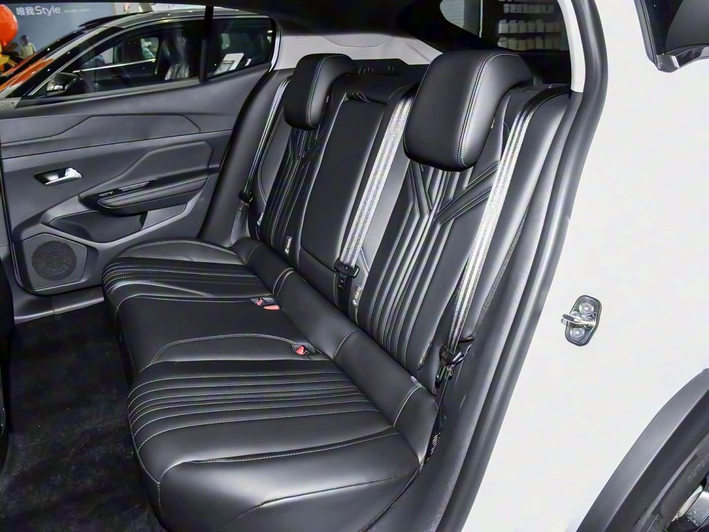 1400x1050_autohomecar__ChxkPmhxOMWAEhmGABQ3BlosQgI886