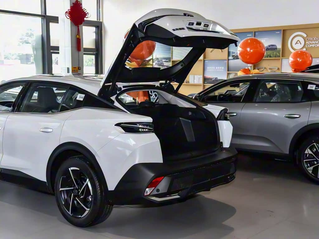 1400x1050_autohomecar__ChxkPmhxONWAPBrFABAtBqbBPrM234