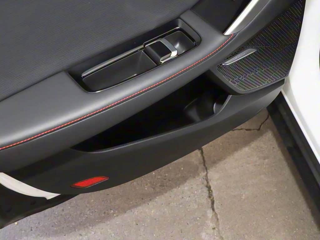 1400x1050_autohomecar__ChxkmWheXhiABzAhACNZP_-J1dY287